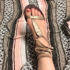 Free People wrap around flats